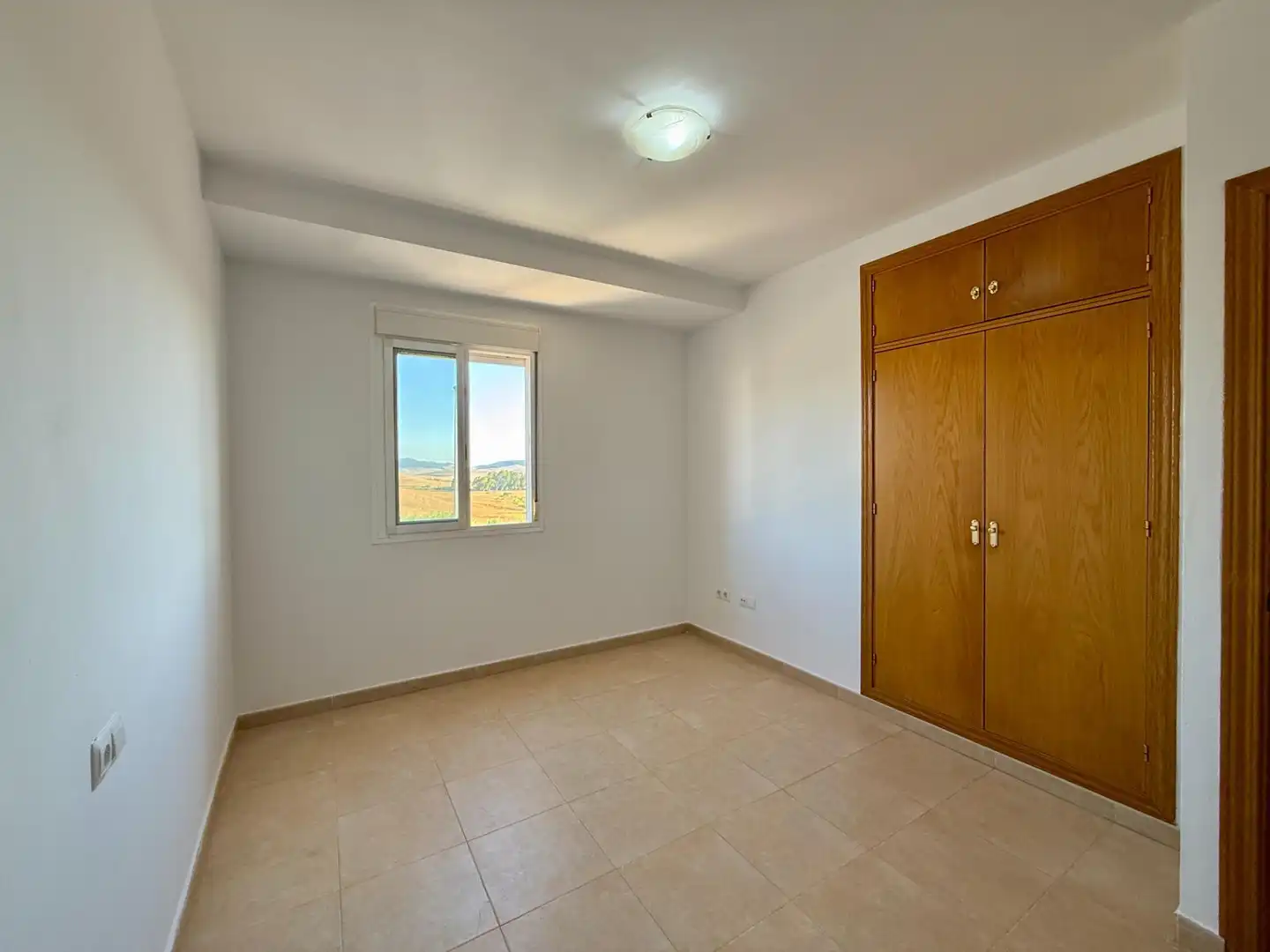 Habitación de Casa adosada en venta en Medina Sidonia con Terraza, Balcón y Alarma