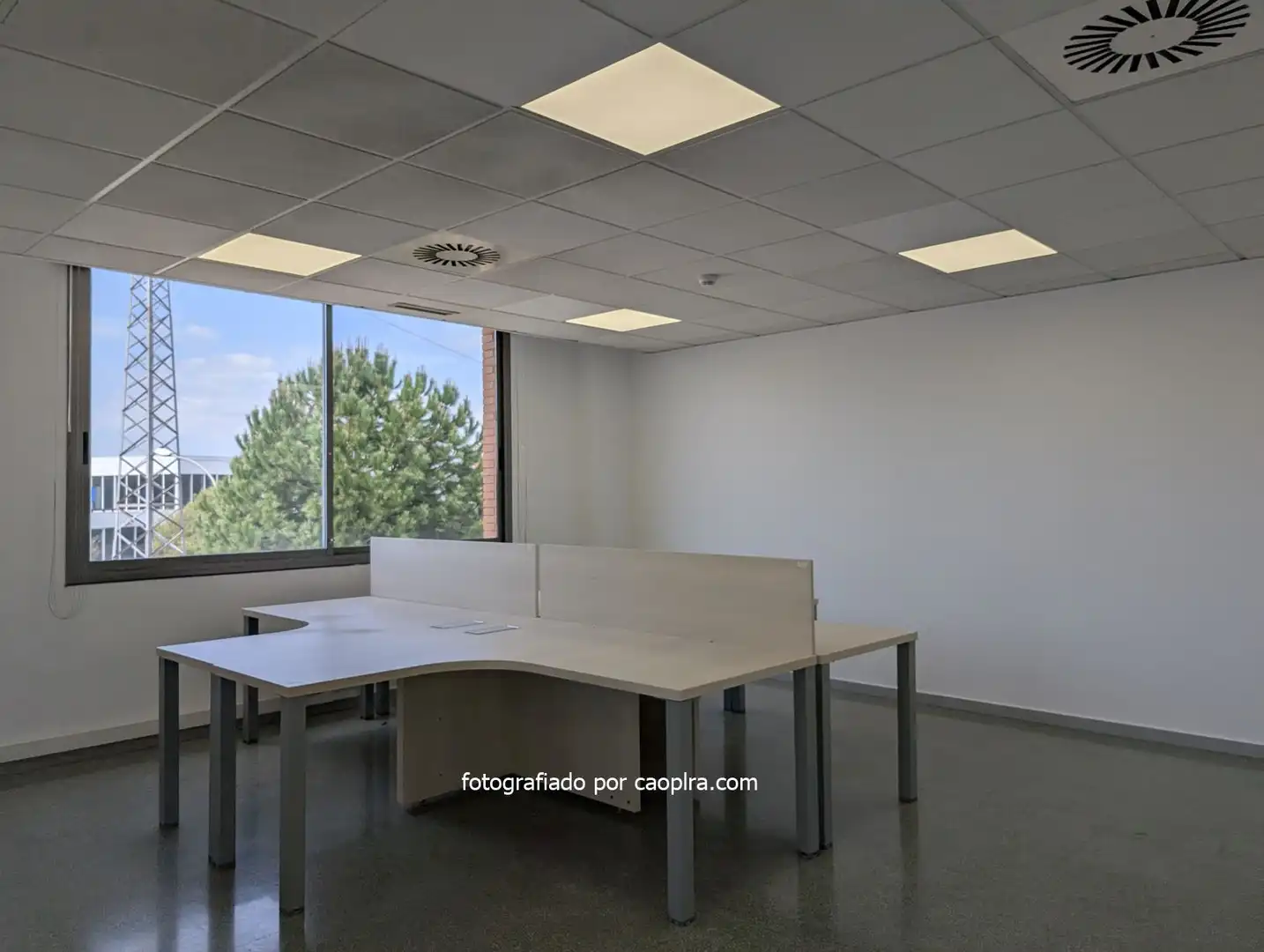 Office for rent in Sant Just Desvern  with Air Conditioner and Heating
