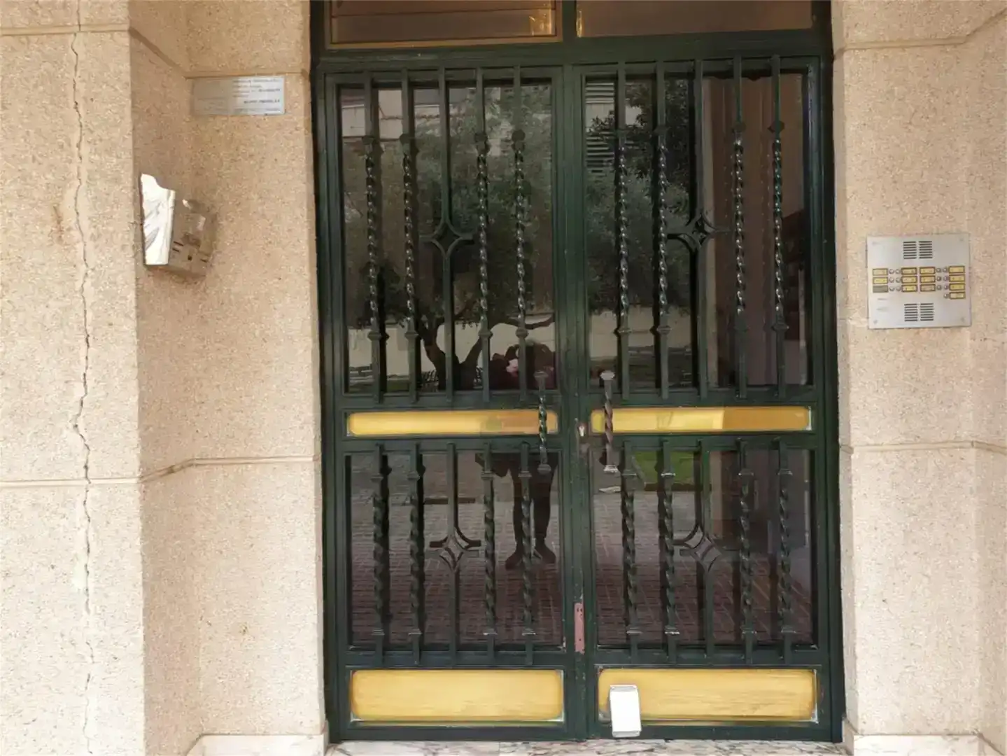 Vista exterior de Pis en venda en Miralvalle - Av. Virgen del Puerto - La Data 