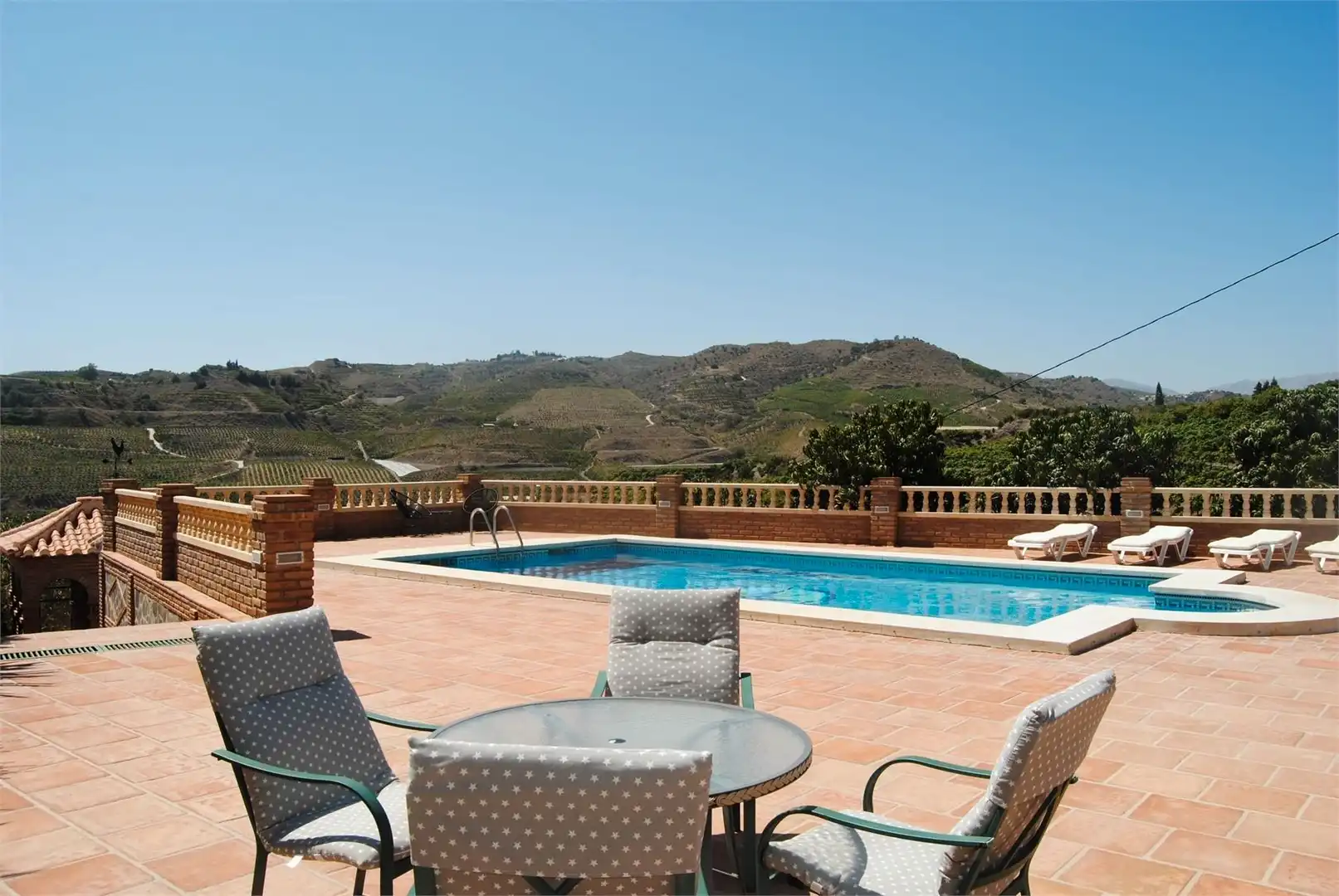 Piscina de Casa o chalet en venta en Vélez-Málaga con Aire acondicionado, Jardín privado y Terraza