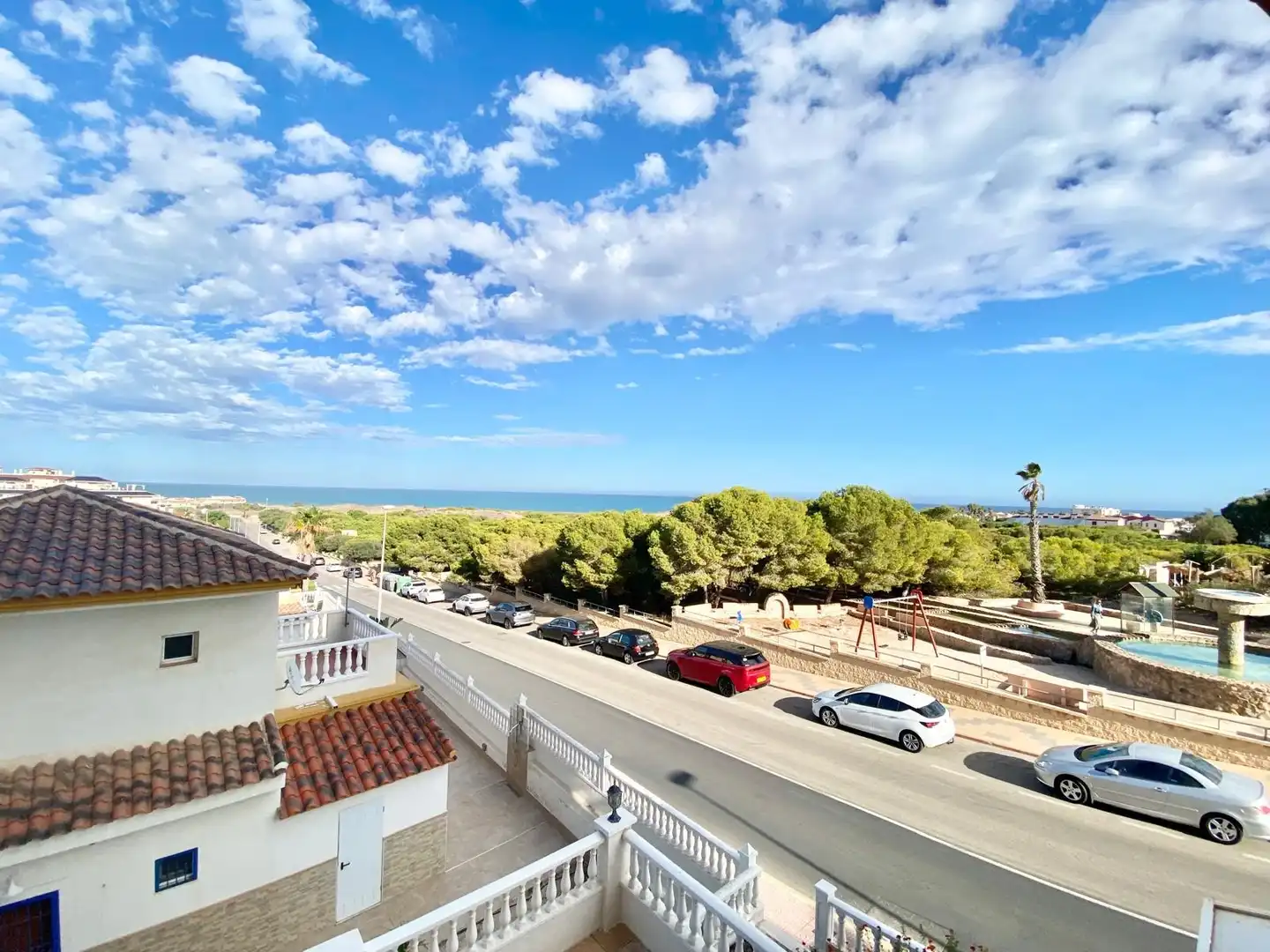 Vista exterior de Apartament de lloguer en Torrevieja amb Aire condicionat, Calefacció i Terrassa