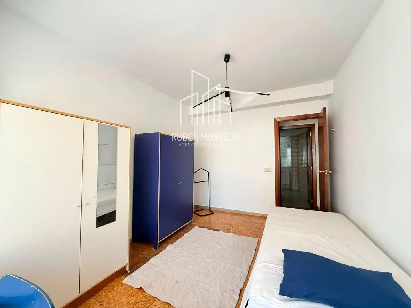 Schlafzimmer von Wohnung zur Miete in Salamanca mit Heizung, Terrasse und Möbliert
