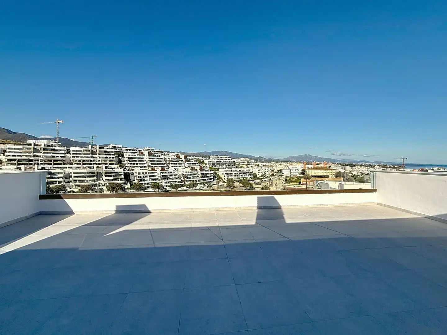 Apartamento con piscina en venta en Calle Eslovenia 5, imagen 25