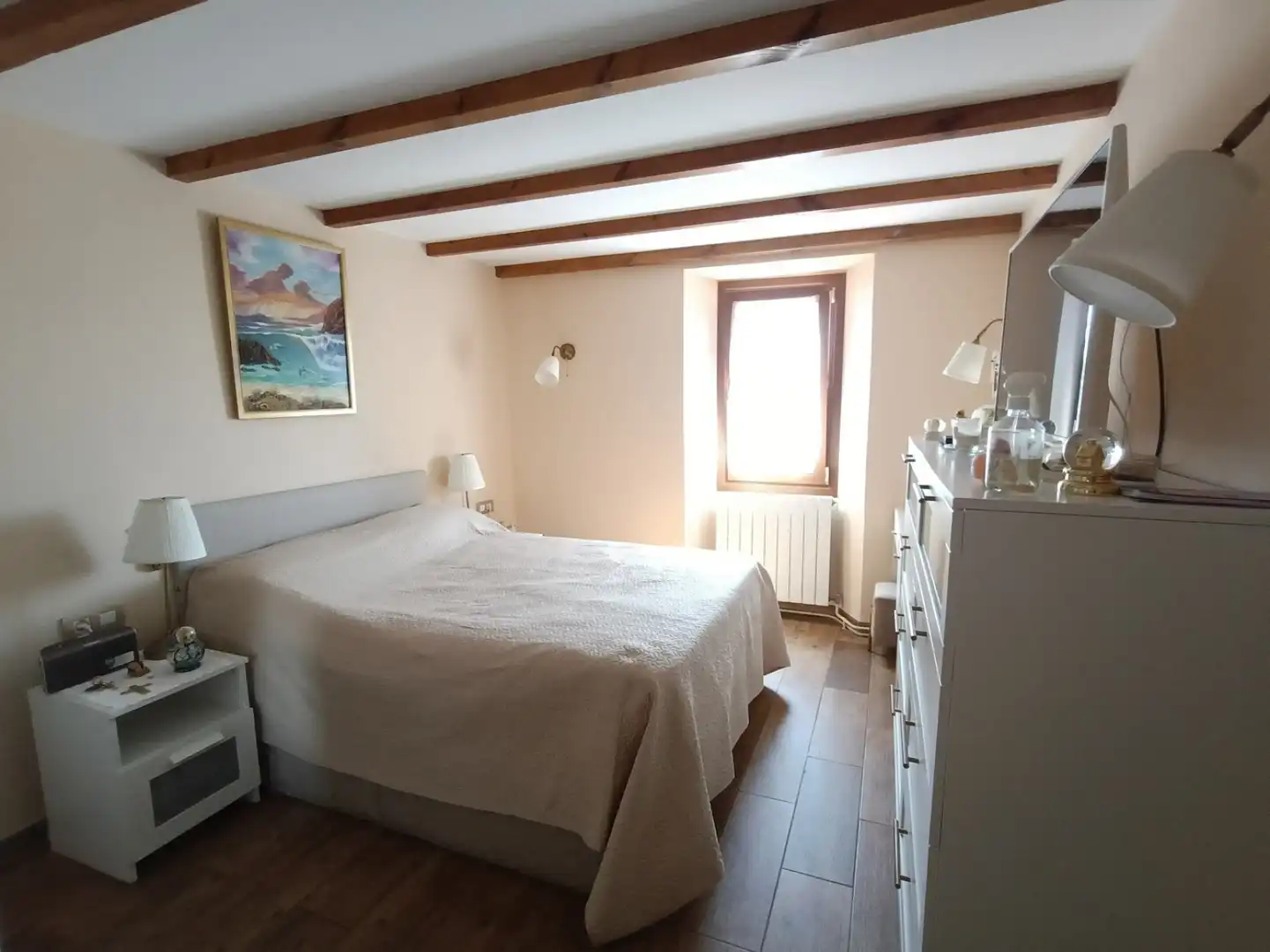 Dormitori de Casa o xalet en venda en Las Rozas de Valdearroyo  amb Calefacció i Jardí privat