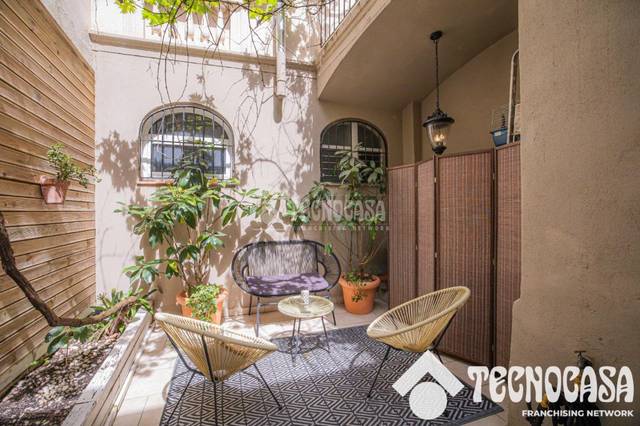Casa adosada en Venta en Centre - Nucli Antic