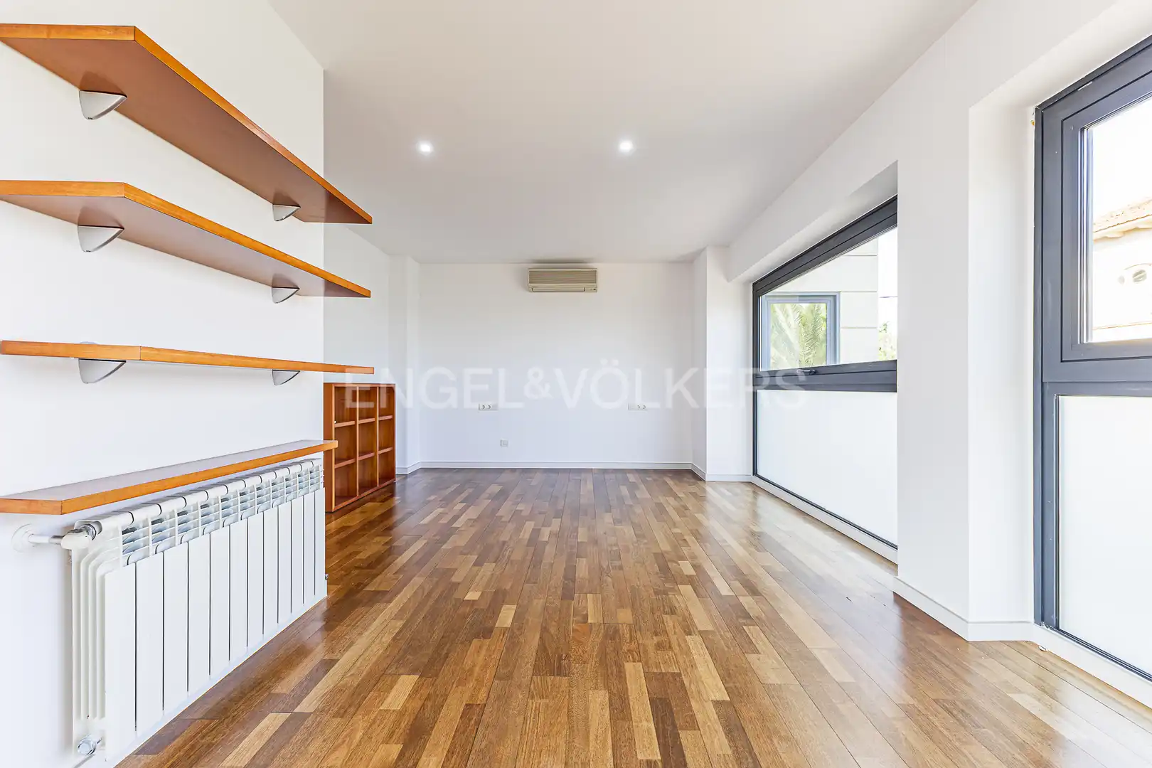 Bedroom of Houses for sale in Sant Cugat del Vallès  with Air Conditioner, Heating and Private garden