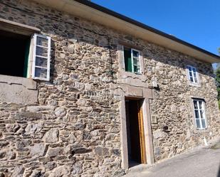 Vista exterior de Casa o xalet en venda en As Somozas  amb Calefacció i Jardí privat