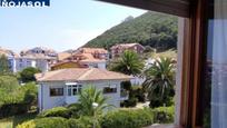 Vista exterior de Apartament en venda en Noja amb Terrassa i Balcó