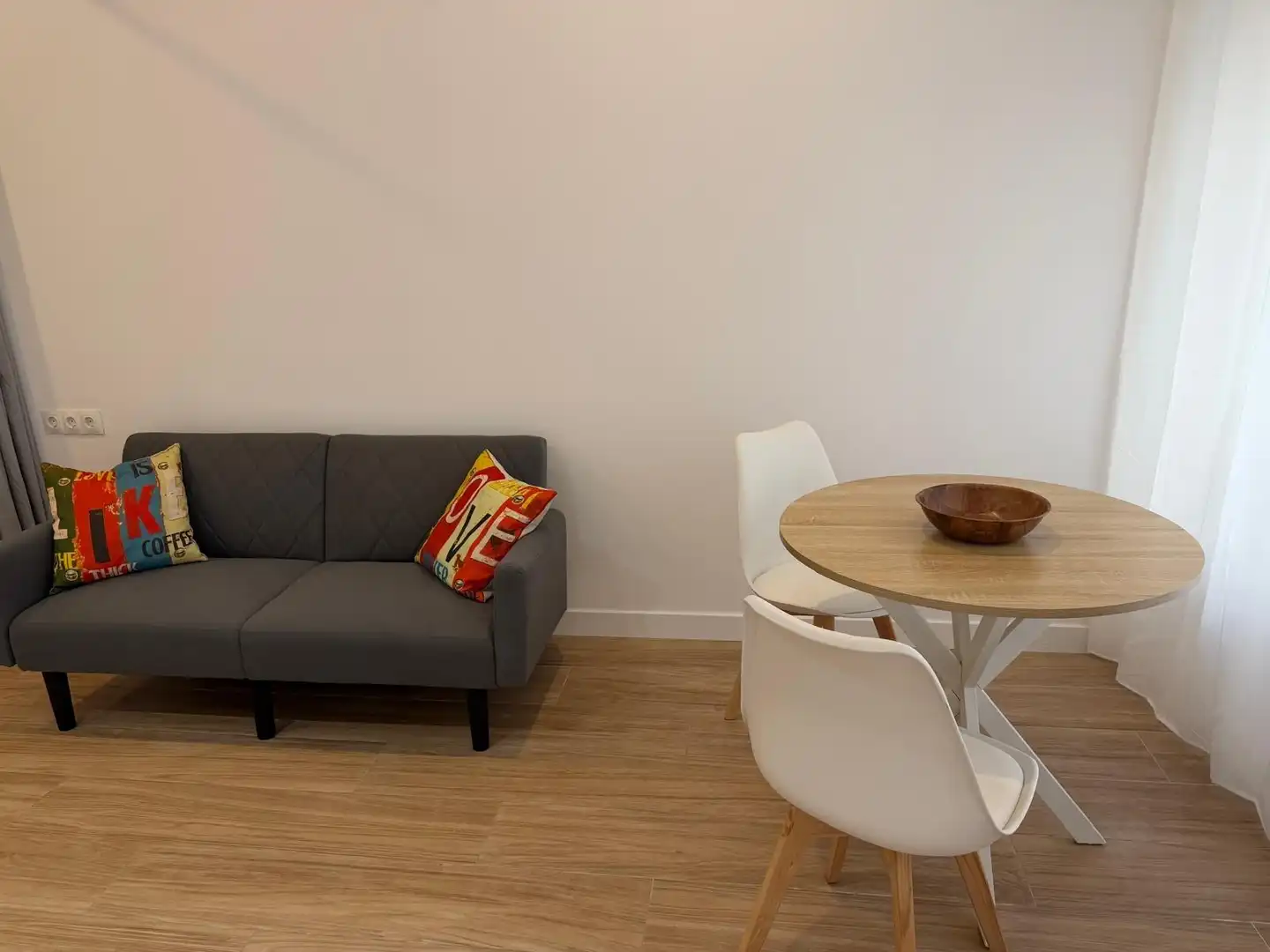 Sala de estar de Estudio de alquiler en Torremolinos con Aire acondicionado, Calefacción y Amueblado