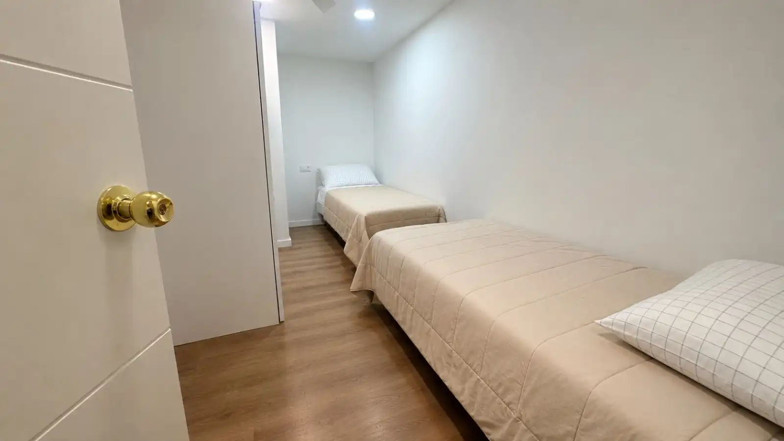 Habitación de Estudio en venta en Barcelona con Aire acondicionado, Calefacción y Amueblado