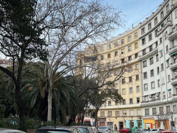 Vista exterior de Garatge en venda en  Valencia Capital amb Alarma