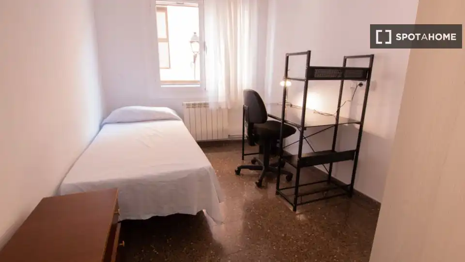Piso con terraza en alquiler en Centre - Estació, imagen 17