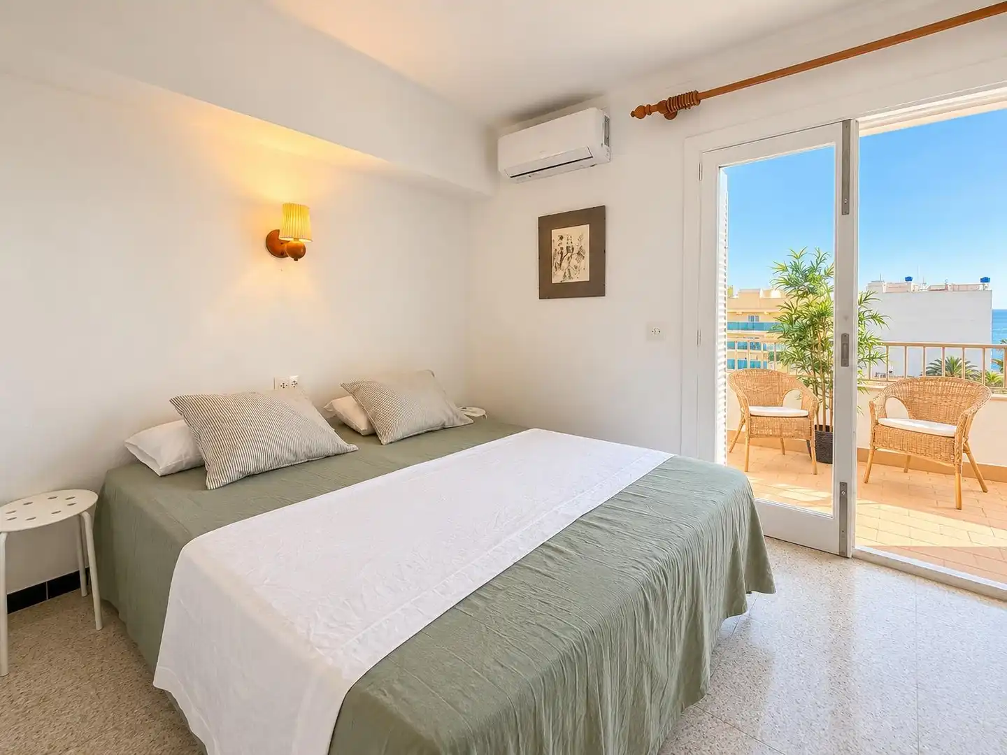 Habitación de Ático de alquiler en  Palma de Mallorca con Aire acondicionado, Terraza y Amueblado