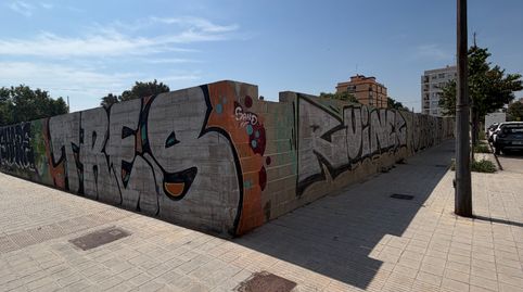 Foto 3 von Fabrik Grundstücke zum Verkauf in Carrer del Músic Chapí, Fonteta de Sant Lluís, Valencia Capital