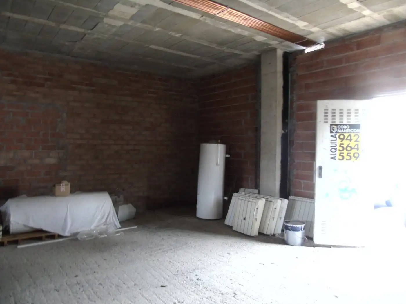 Local de alquiler en Selaya con Terraza