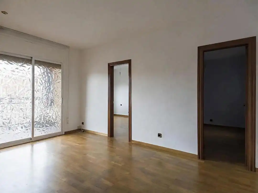 Sala d'estar de Apartament en venda en Barcelona amb Calefacció, Parquet i Terrassa