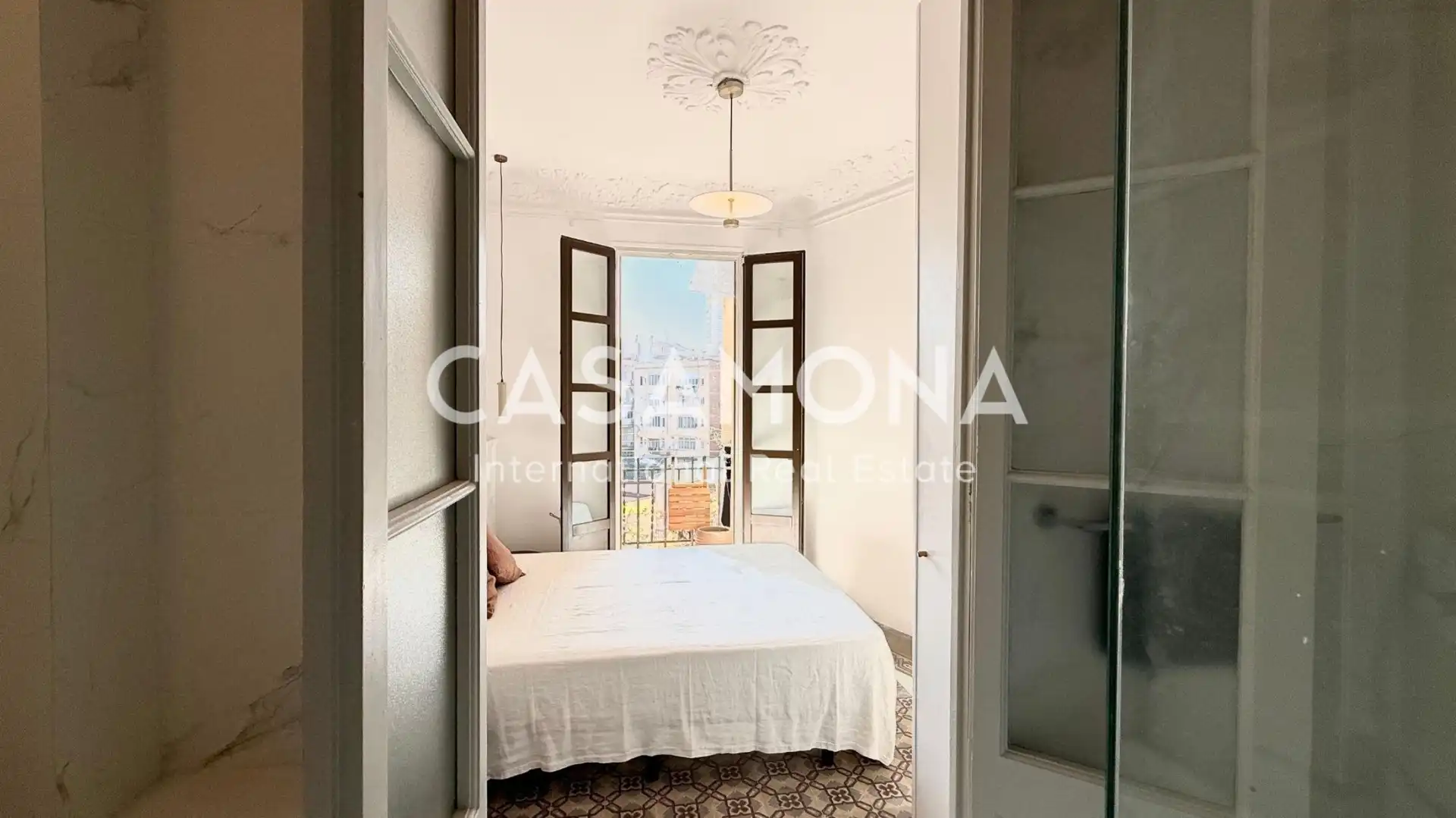 Appartement compact avec terrasse à vendre à Eixample, imagen 13