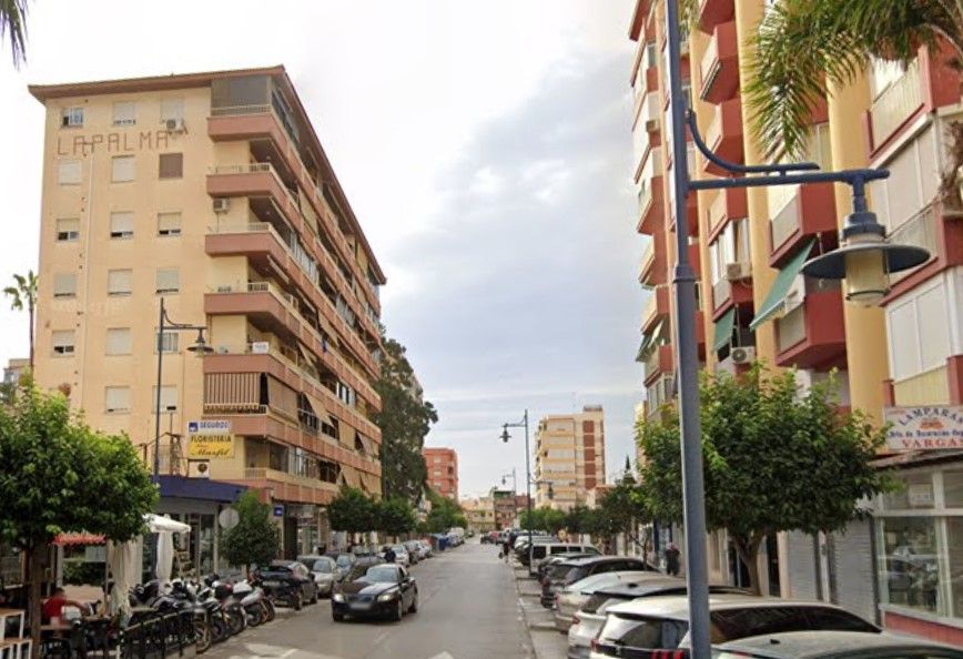 Vista exterior de Estudi en venda en Vélez-Málaga