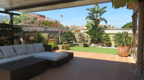 Lujosa, sólida y excepcional villa de estilo rustico muy bien ubicada y con muchos extras., imagen 2
