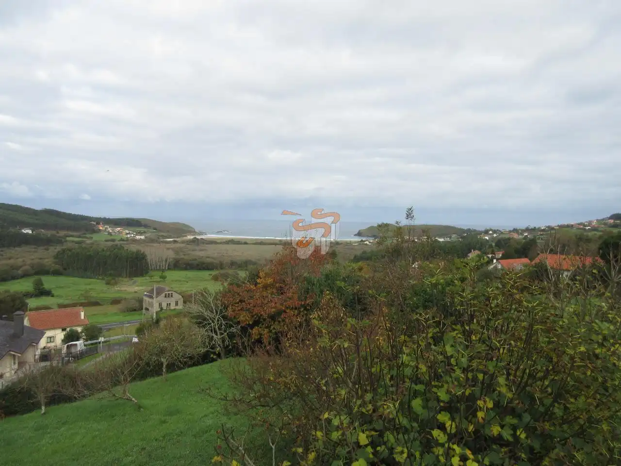 Chalet con jardín en venta en Valdoviño, imagen 3