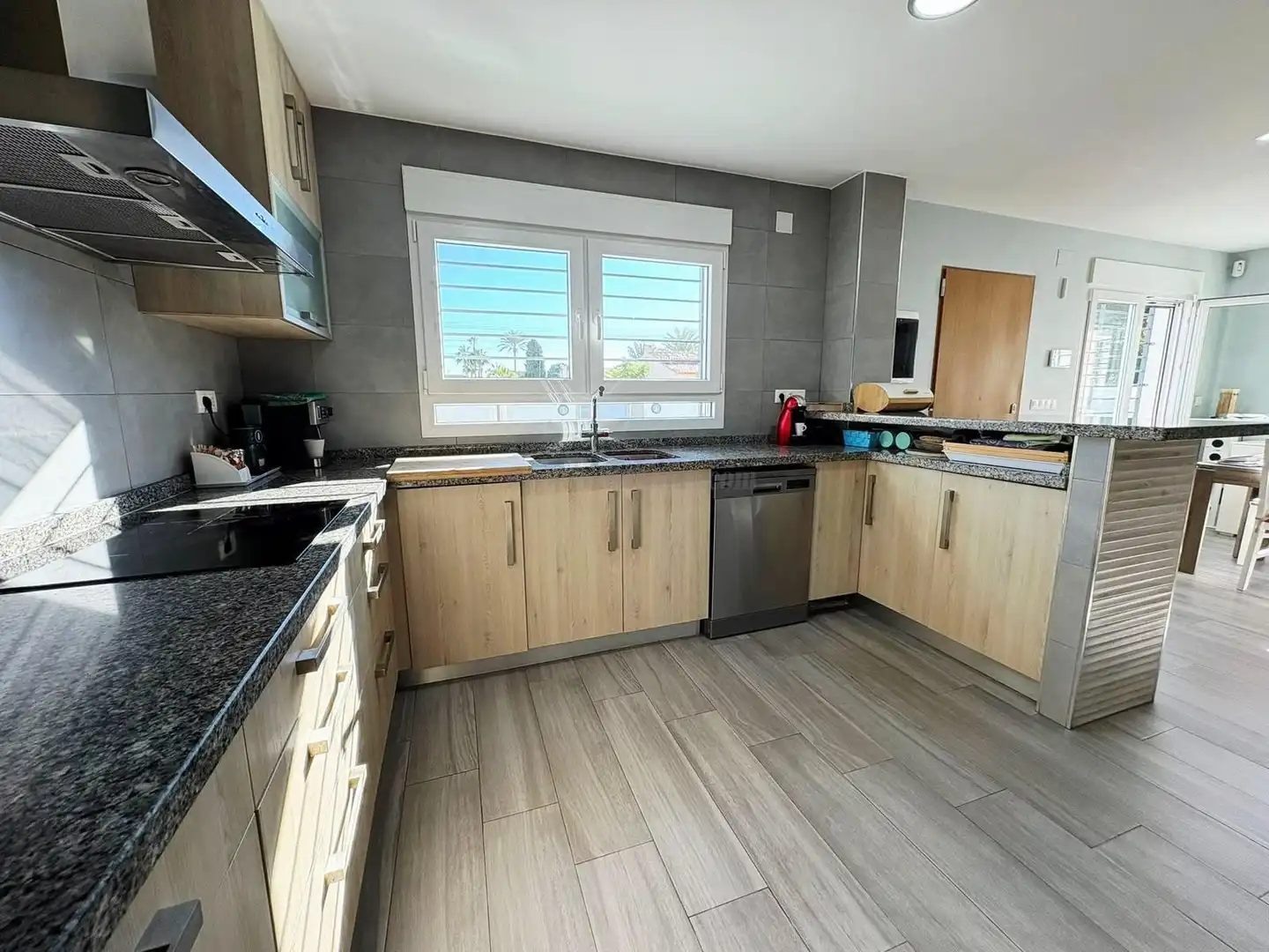 Chalet con piscina en venta en Los Balcones - Los Altos, imagen 22