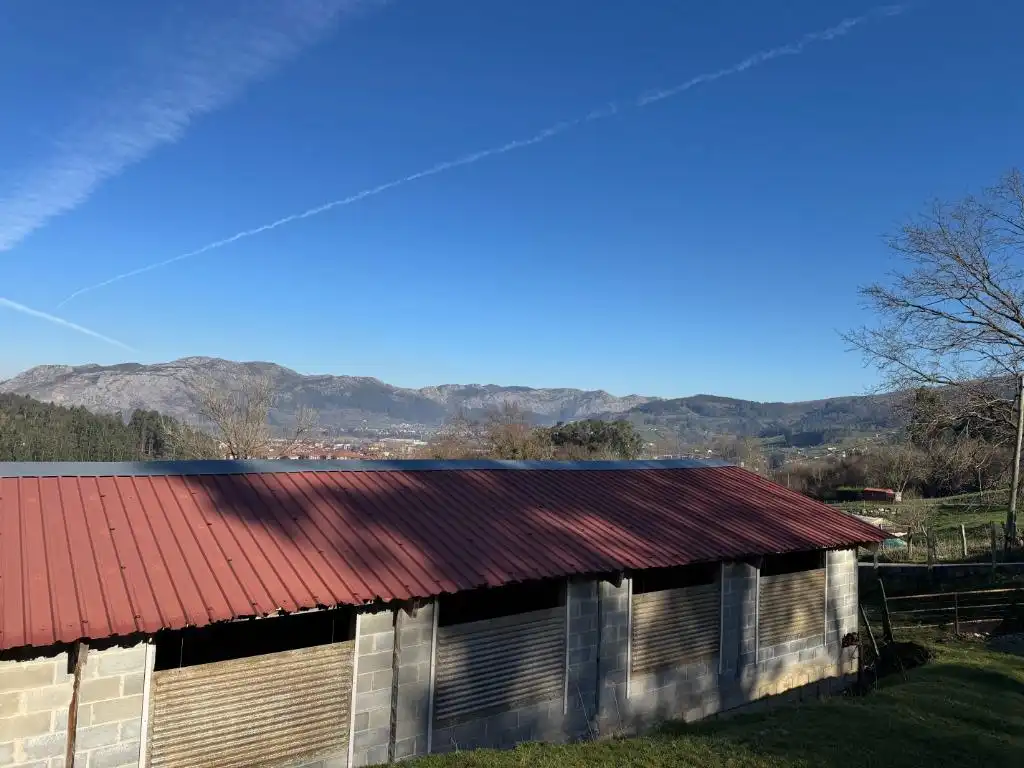 Außenansicht von Residential zum Verkauf in Los Corrales de Buelna 