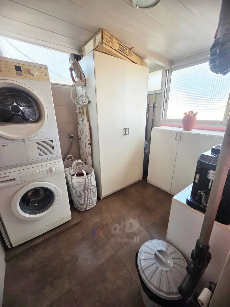 Badezimmer von Dachboden zum Verkauf in Sant Boi de Llobregat mit Klimaanlage, Terrasse und Ofen