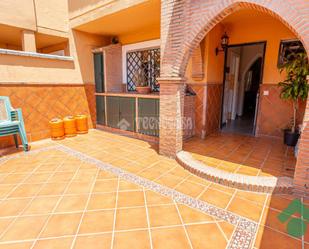 Casa adosada en venda en Algeciras amb Aire condicionat, Calefacció i Terrassa