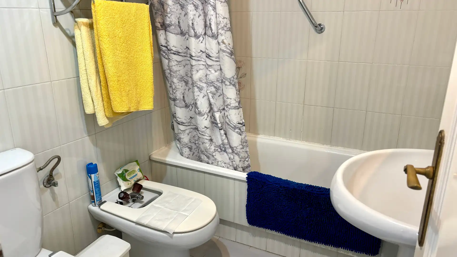 Baño de Piso en venta en Benalmádena con Aire acondicionado, Calefacción y Terraza