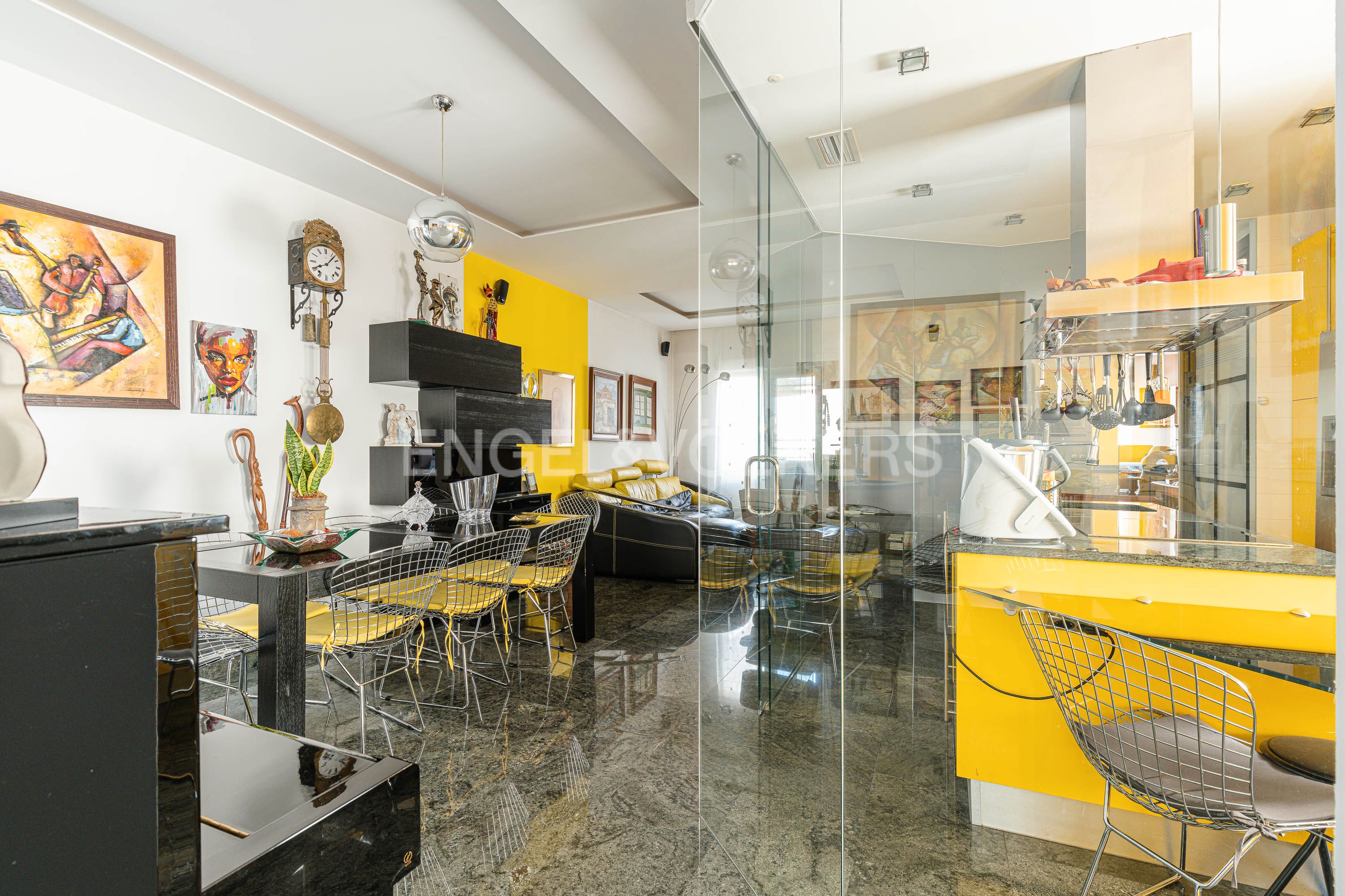 Living room of Attic for sale in  Madrid Capital  with Air Conditioner, Heating and Terrace