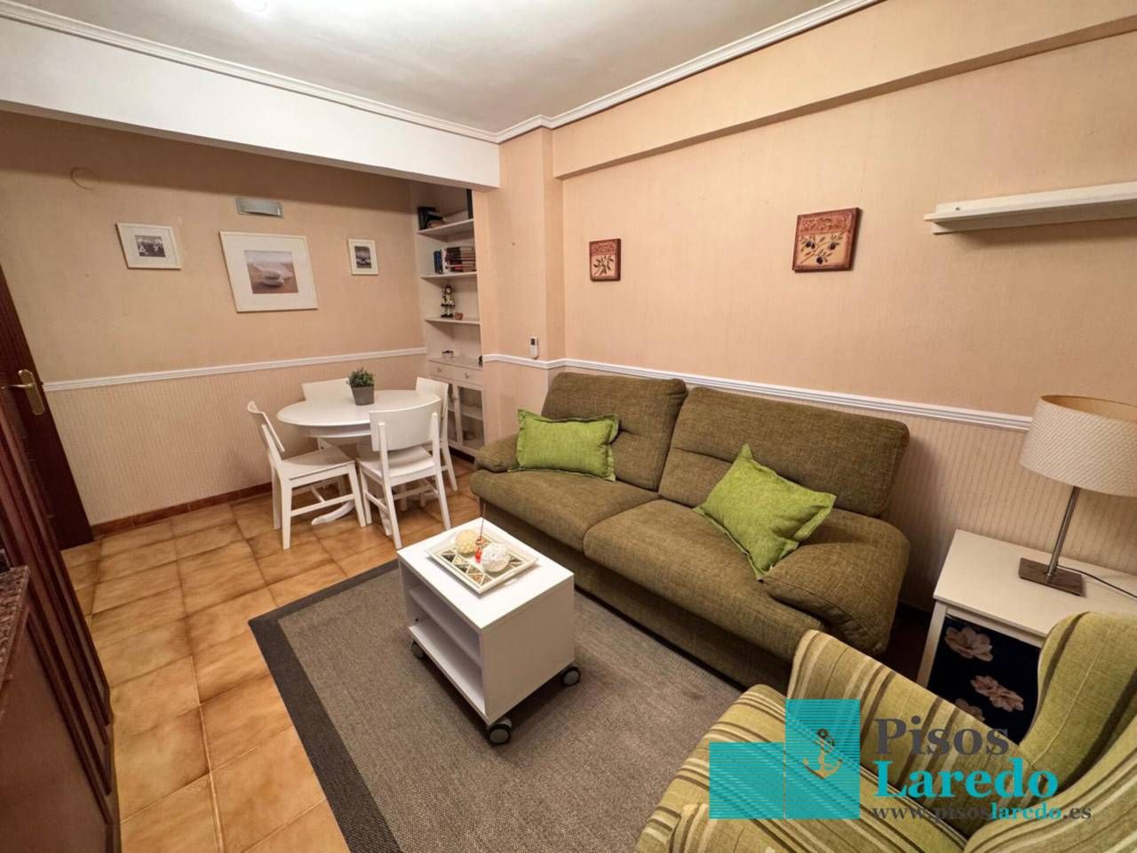 Sala de estar de Piso en venta en Laredo con Amueblado