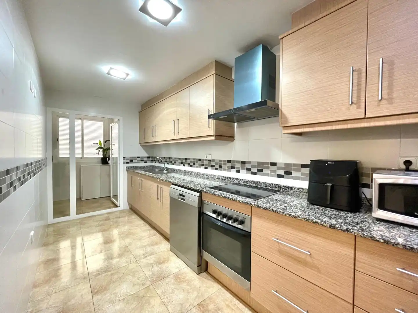 Flat for sale in Calle AUSIAS MARCH, Llombai