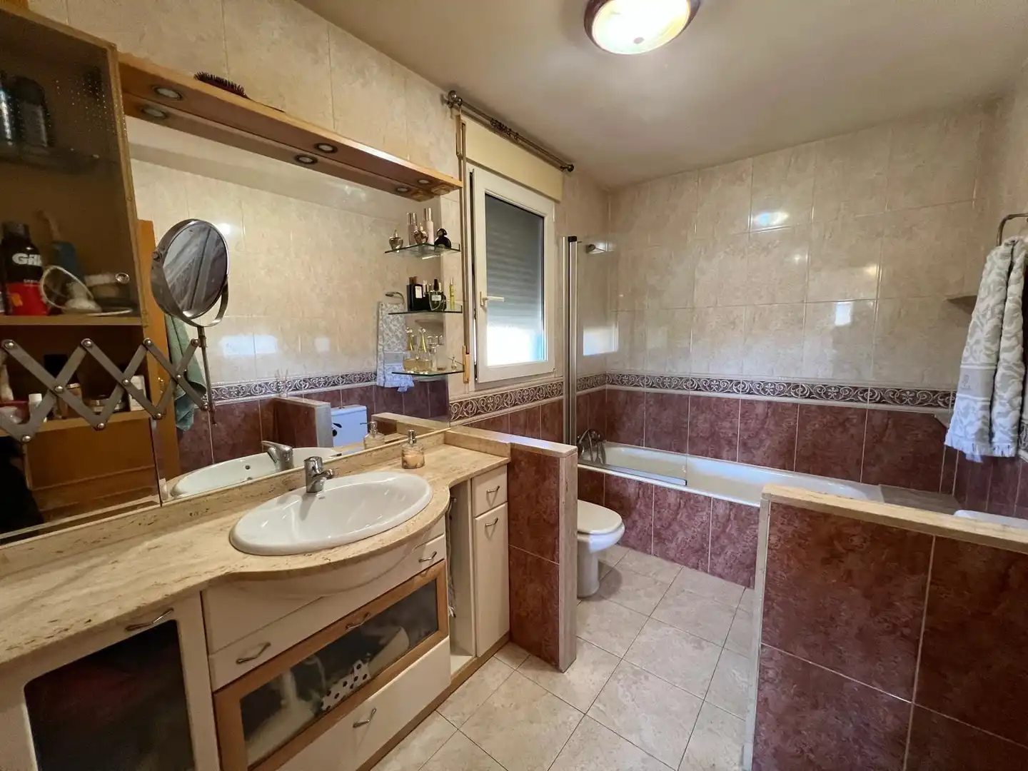 Bany de Casa o xalet en venda en Ontinyent amb Calefacció, Parquet i Terrassa