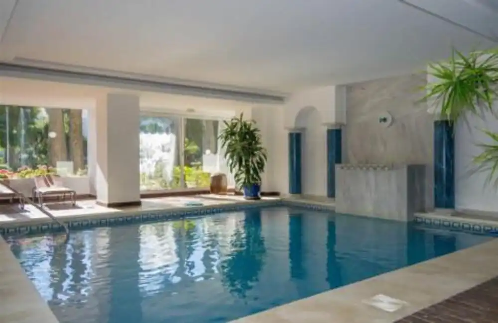 Apartamento de alquiler en Puerto Banús
