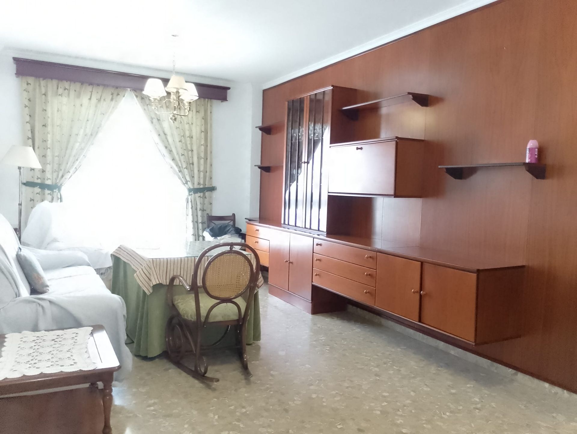 Menjador de Pis de lloguer en Chiclana de la Frontera amb Aire condicionat i Moblat