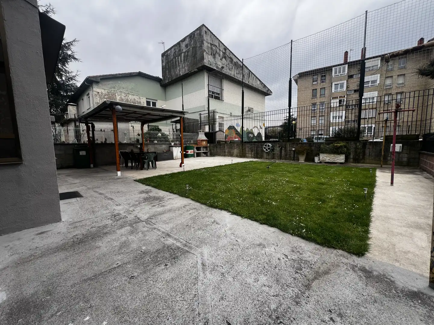 Terrace of Detached homes for sale in Torrelavega   with Heating, Private garden and Parquet flooring