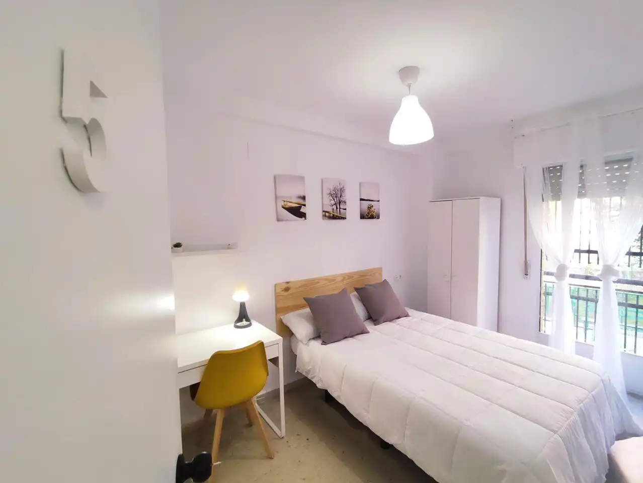 Habitación de Planta baja en venta en Granada con Aire acondicionado, Terraza y Amueblado