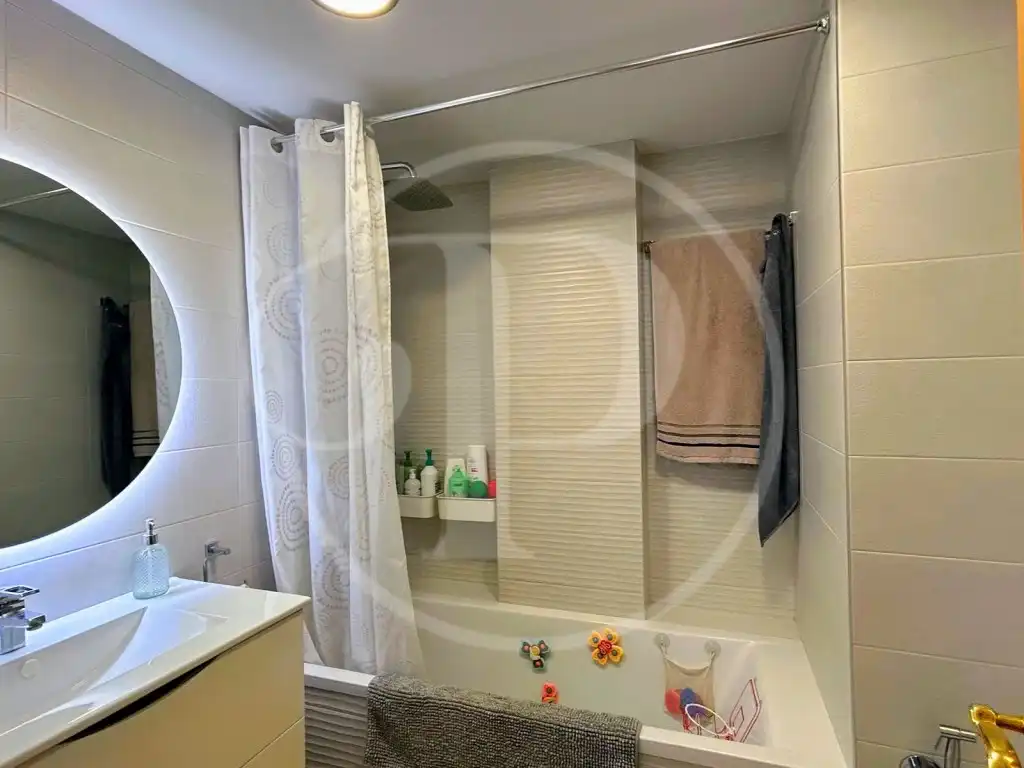 Baño de Piso en venta en Manises con Aire acondicionado y Balcón