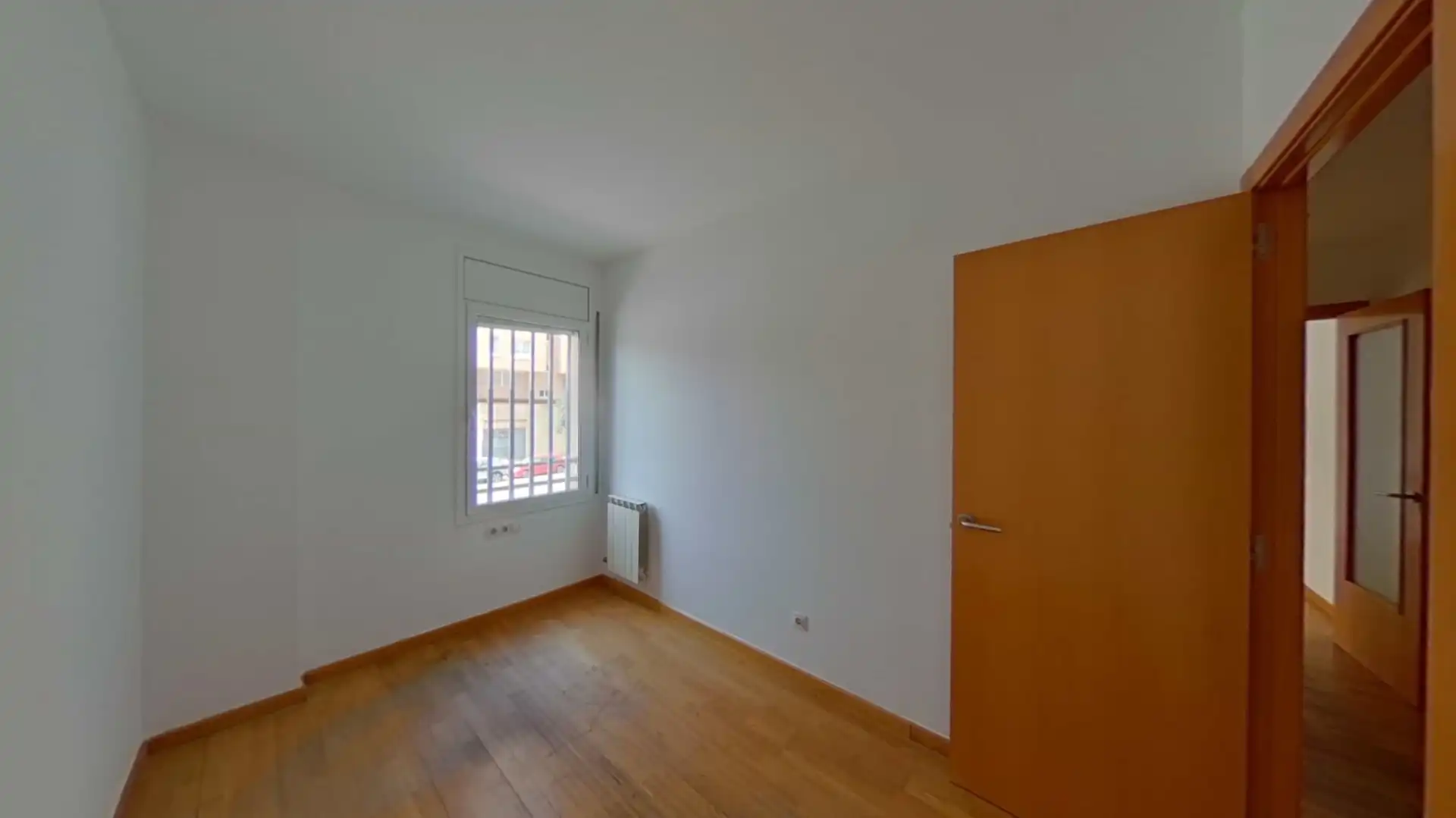 Bedroom of Flat for sale in Sabadell