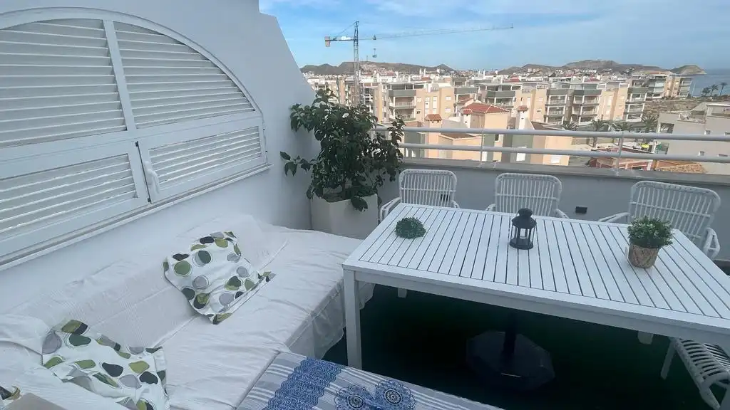 Terrasse von Dachboden zum Verkauf in Pulpí mit Klimaanlage, Heizung und Privatgarten
