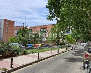 Vista exterior de Pis en venda en Alcorcón amb Calefacció i Terrassa