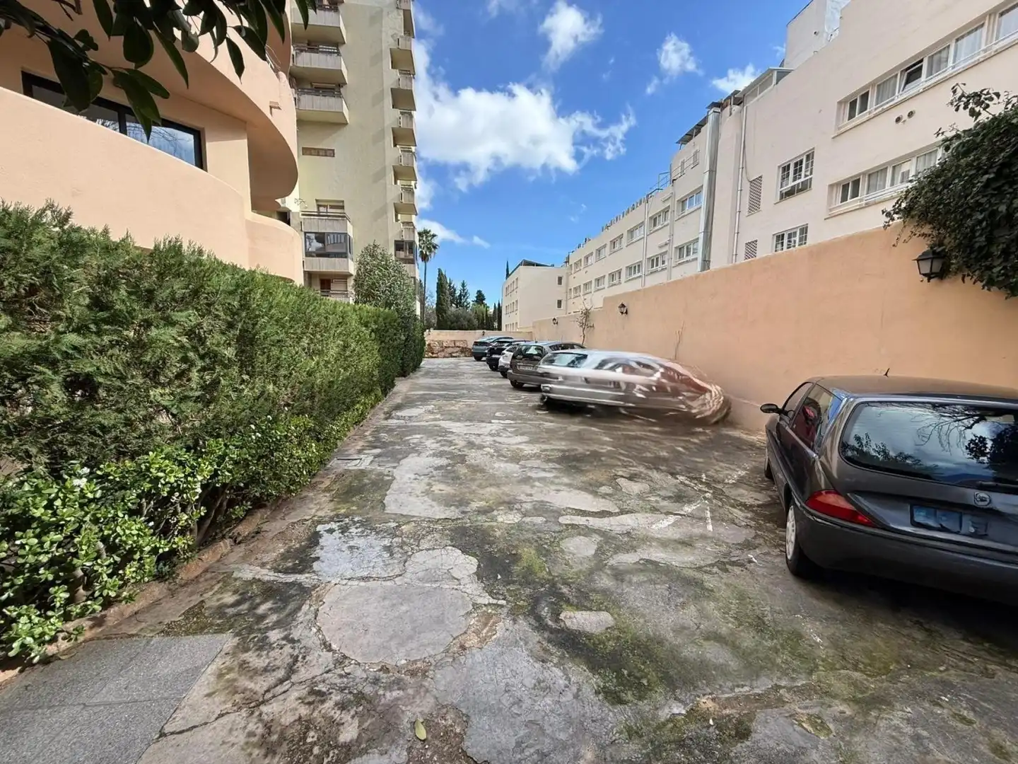 Parking de Piso en venta en  Palma de Mallorca con Terraza, Balcón y Piscina comunitaria
