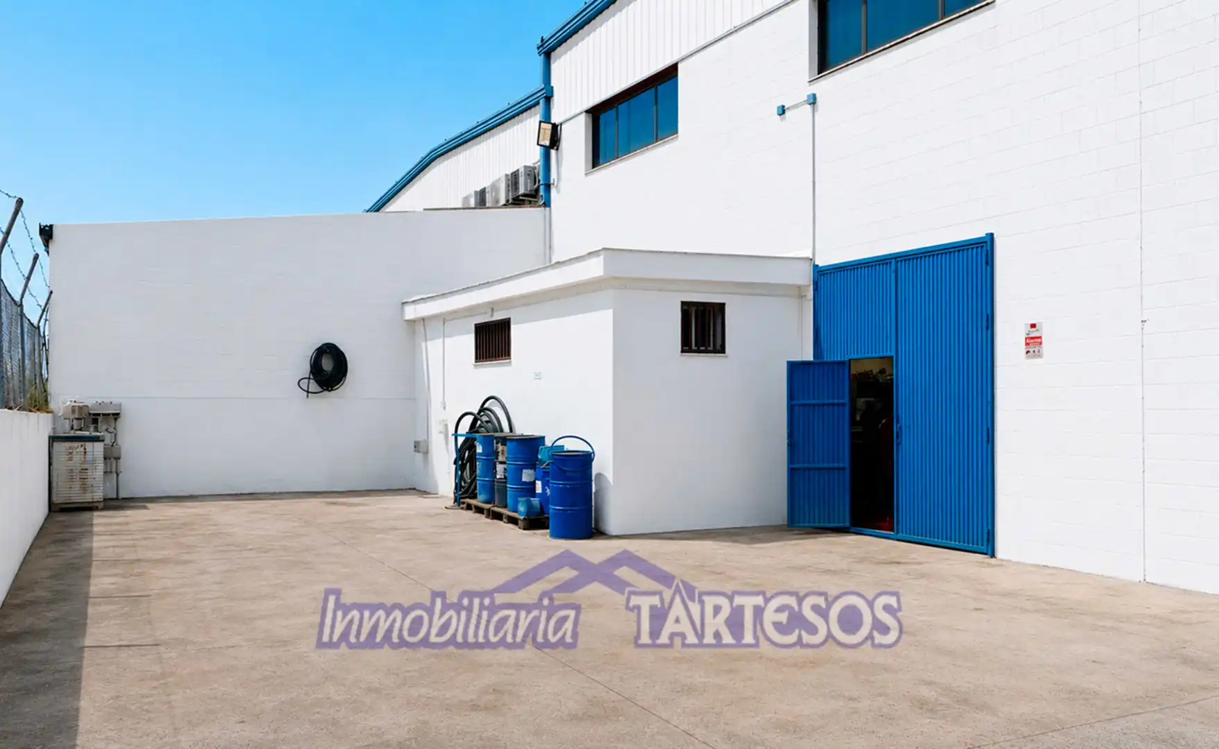 Fabrikhallen zur Miete in Armilla mit Heizung und Alarm