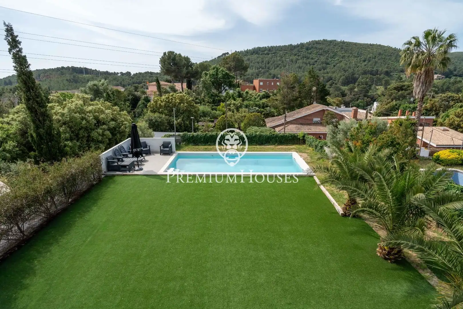 Swimming pool of Houses for sale in Gavà  with Air Conditioner, Heating and Private garden