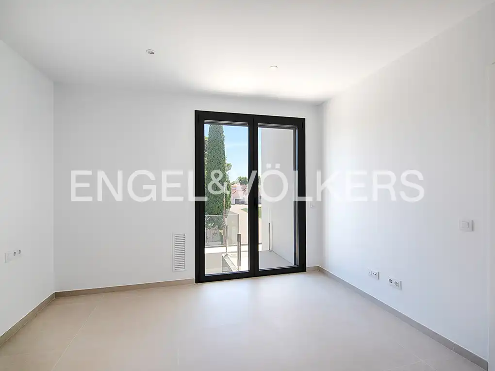 Casa pareada con terraza en venta en Carrer Requesens, imagen 23