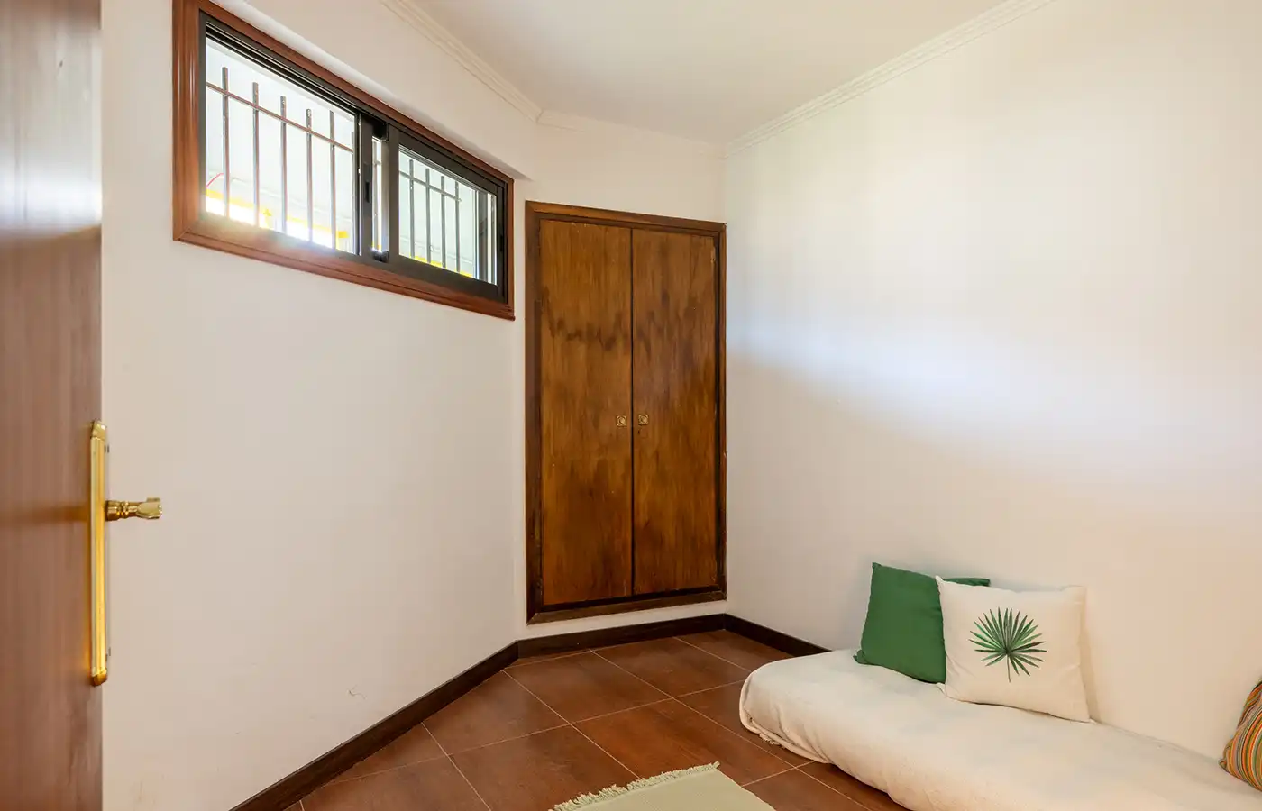 Schlafzimmer von Wohnung zum Verkauf in Oleiros mit Terrasse, Abstellraum und Mikrowelle