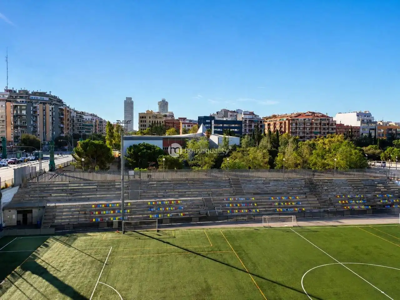 Vista exterior de Piso en venta en Barcelona con Aire acondicionado, Calefacción y Balcón