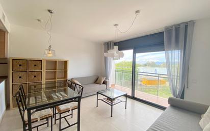 Sala d'estar de Apartament en venda en Deltebre amb Aire condicionat, Calefacció i Terrassa