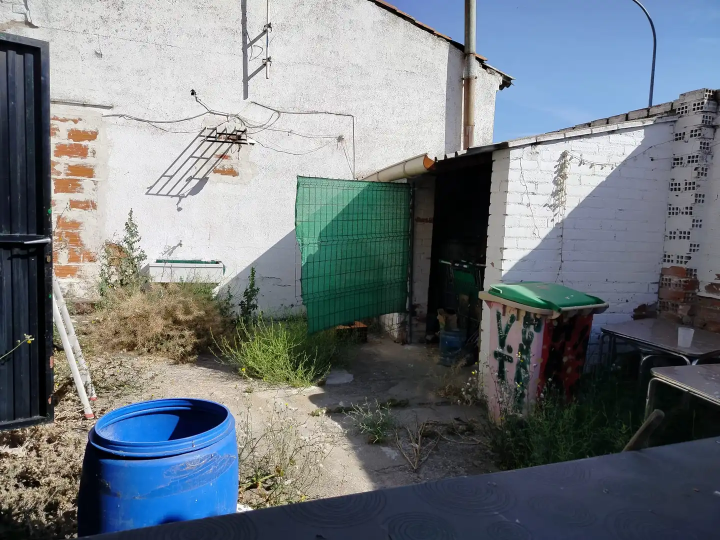 Exterior view of Houses for sale in Humanes de Madrid  with Heating, Private garden and Storage room