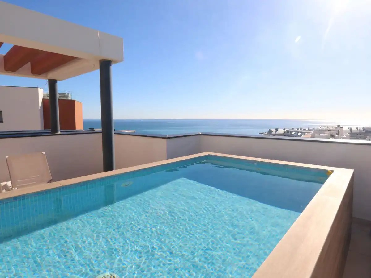 Àtic amb piscina en venda a Las Gaviotas  - Carvajal, imagen 2